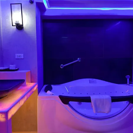 Clockworkorange Luxury Suites 4-Minutes Away To Airport Lapu-Lapu City Exterior photo